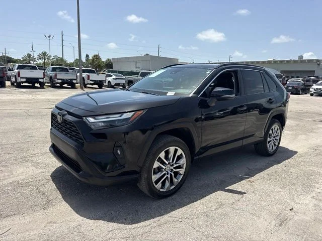 Used 2023 Black Toyota XLE Premium image 16
