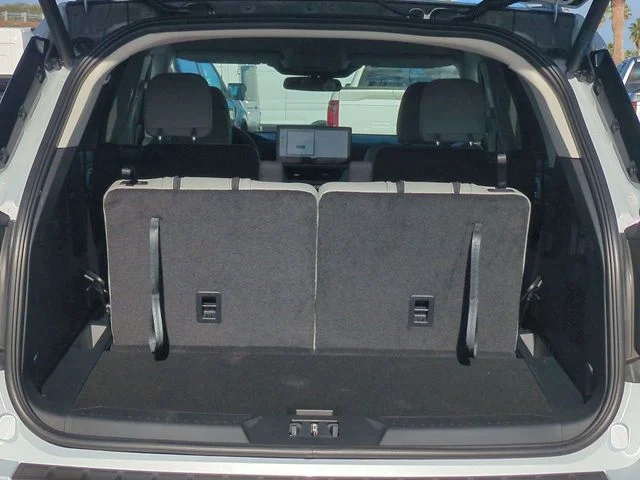 2026 Ford Explorer Active - Photo 13