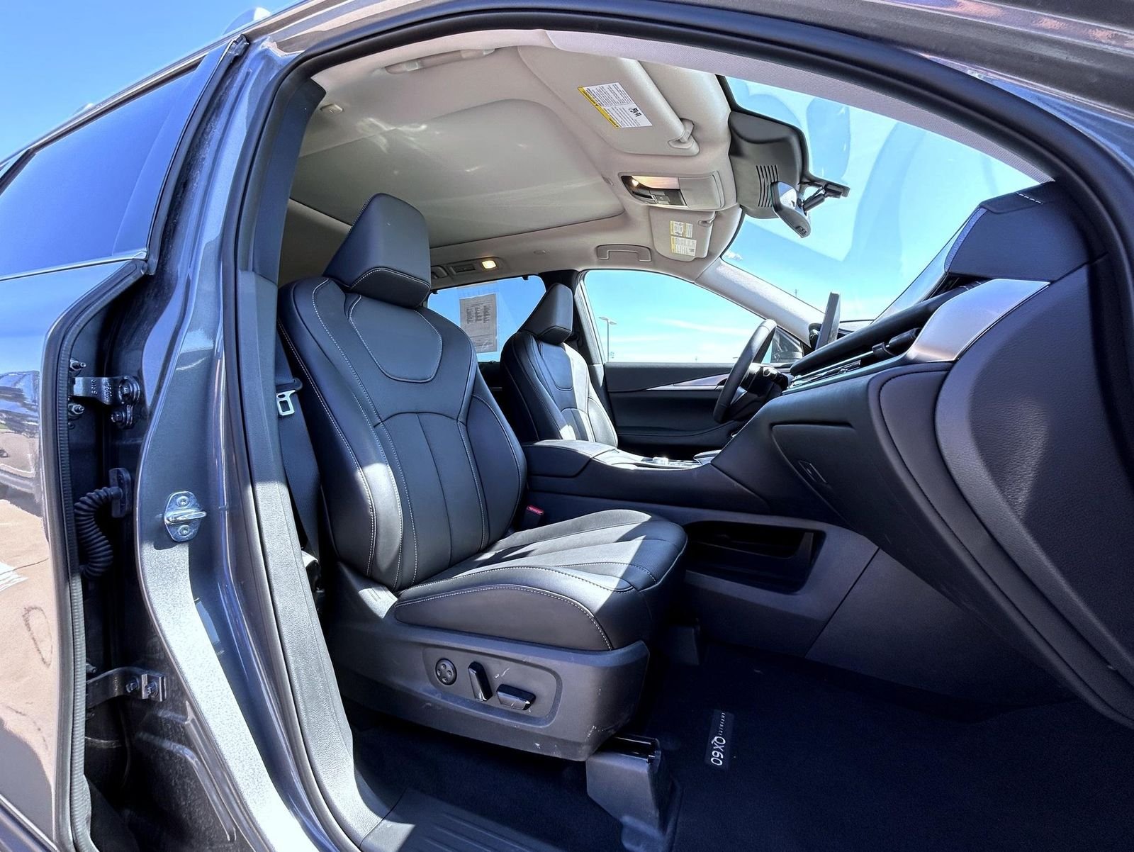 Used 2026 Gray INFINITI LUXE image 15