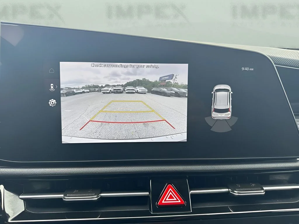 Used 2025 Gray Kia Wind image 20