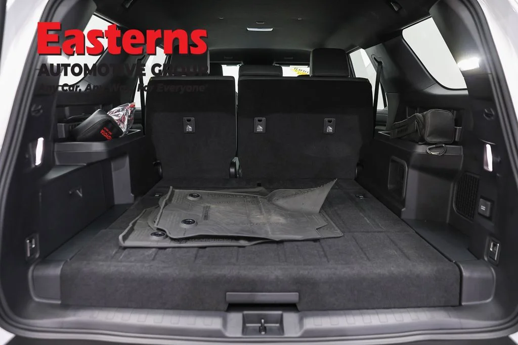 Used 2025 White Toyota Trailhunter image 9