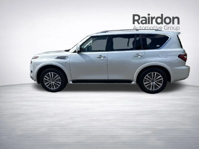 Used 2021 Brilliant Silver Metallic Nissan SL image 4