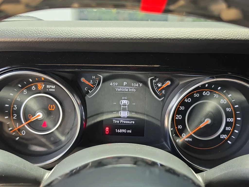 Used 2022 Black Jeep Sport image 30