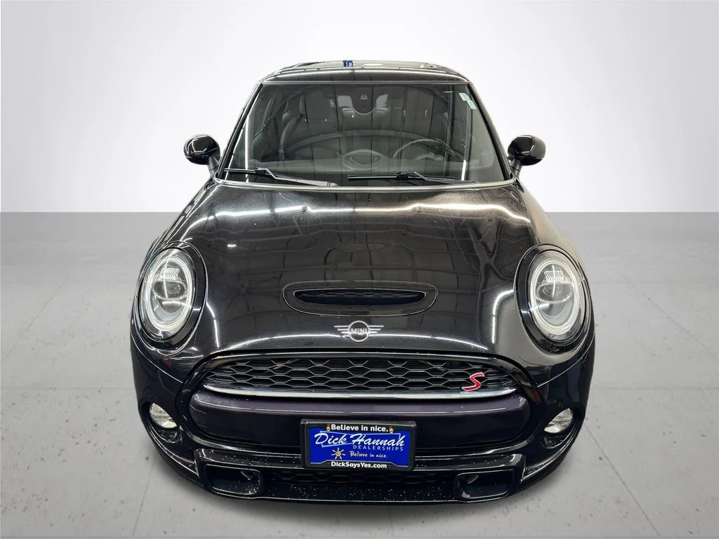 Used 2019 Black MINI Signature image 12