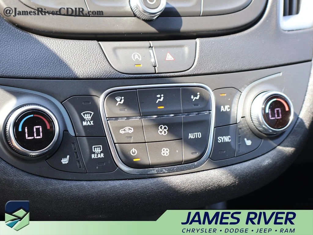 Used 2024 White Chevrolet LT image 35