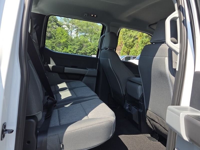 New 2026 Oxford White Ford F-250® XL image 16