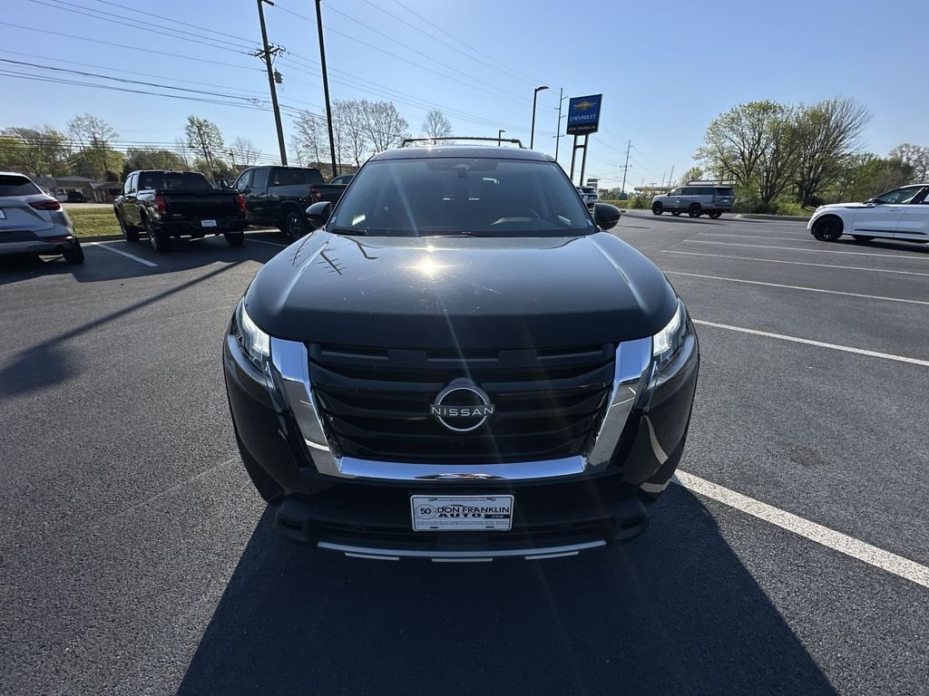 Used 2023 Black Nissan SL image 28