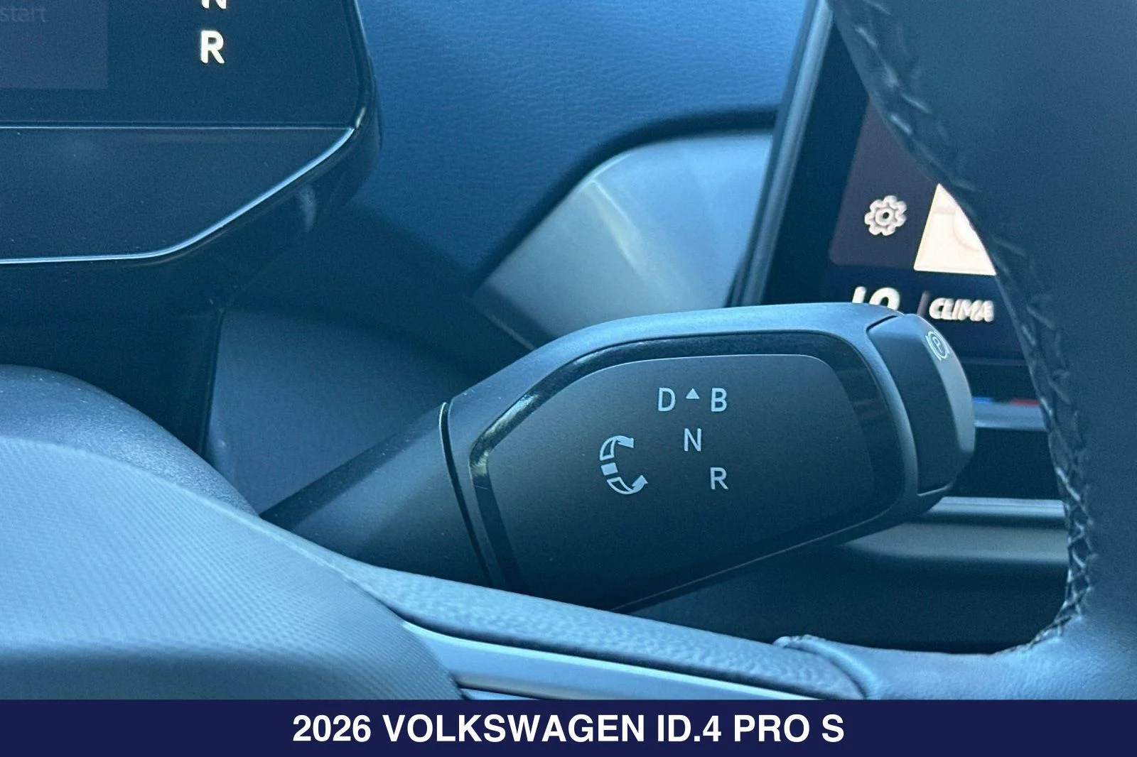New 2026 White/off-white Volkswagen Pro S image 21