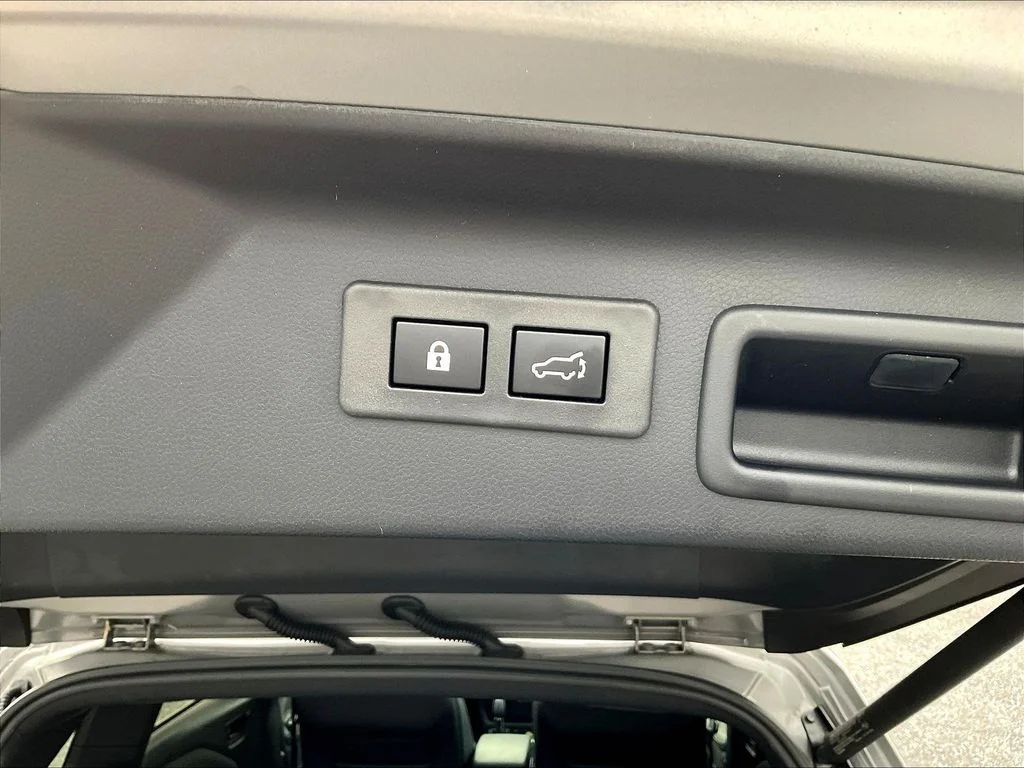 Used 2026 Beige Subaru Premium image 21