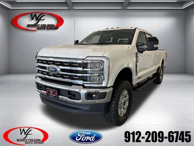 New 2026 Star White Metallic Tri-Coat Ford F-350® Lariat® image 19