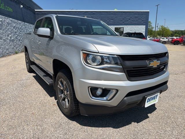 Used 2018 Silver Ice Metallic Chevrolet 4WD Z71 image 7