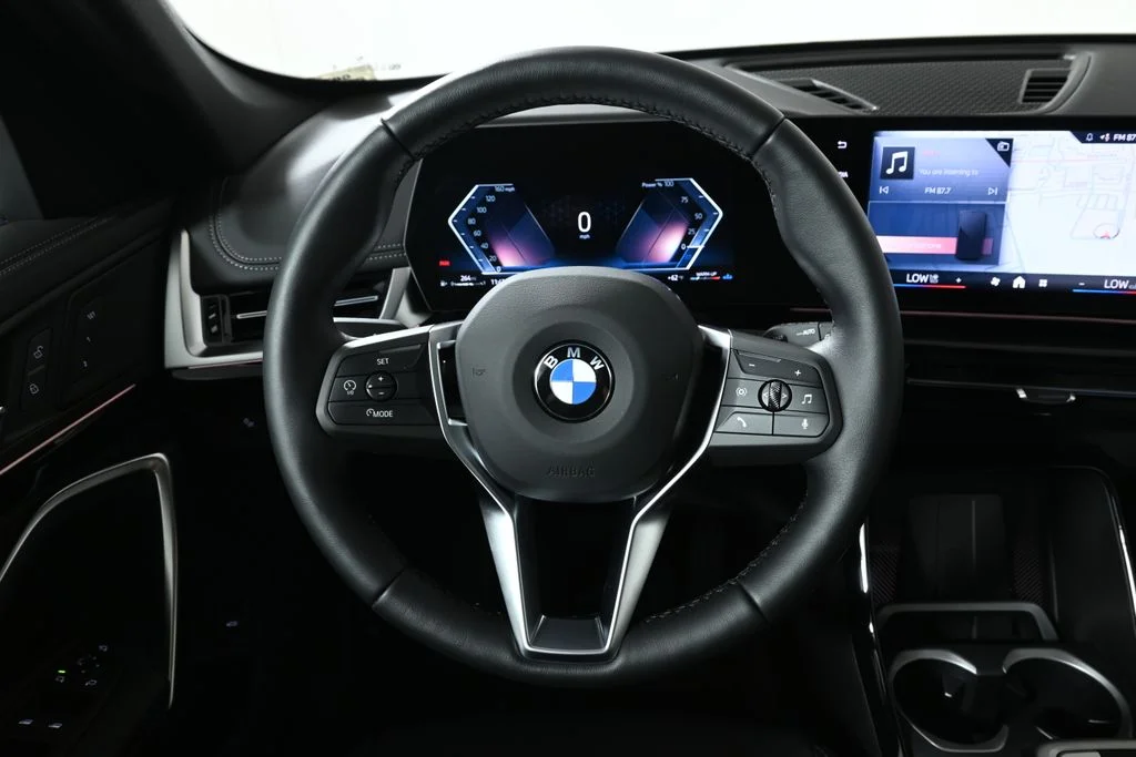 Used 2026 Red BMW xDrive28i image 18