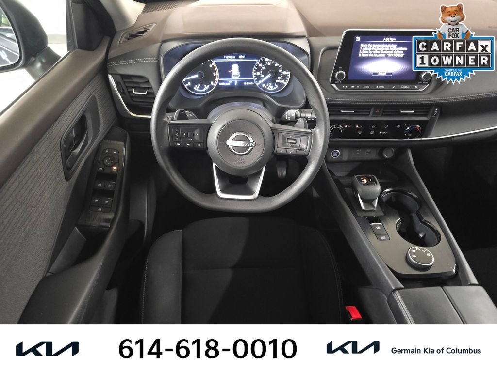 Used 2023 Gray Nissan S image 17
