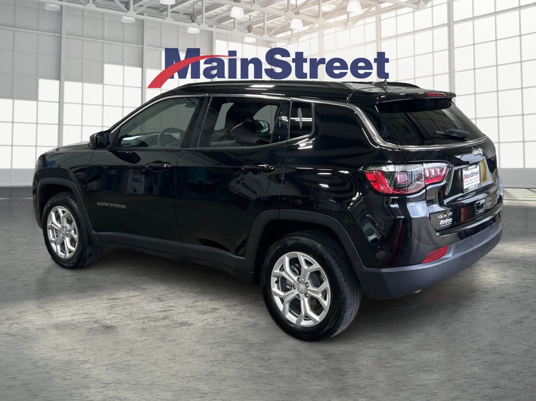 Used 2024 Black Jeep Latitude image 3