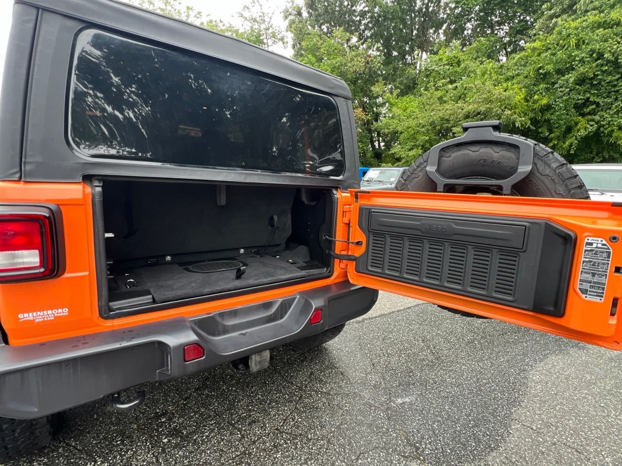 Used 2025 Orange Jeep Willys image 14
