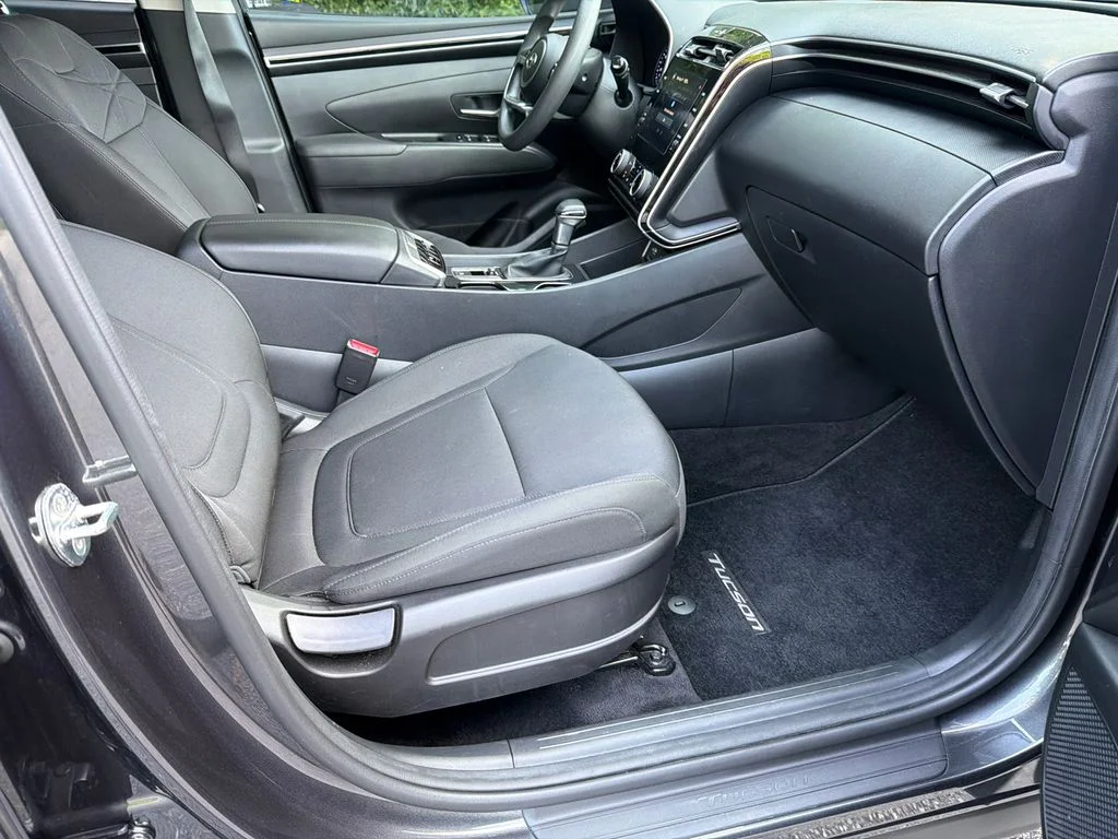 Used 2022 Gray Hyundai SEL image 13