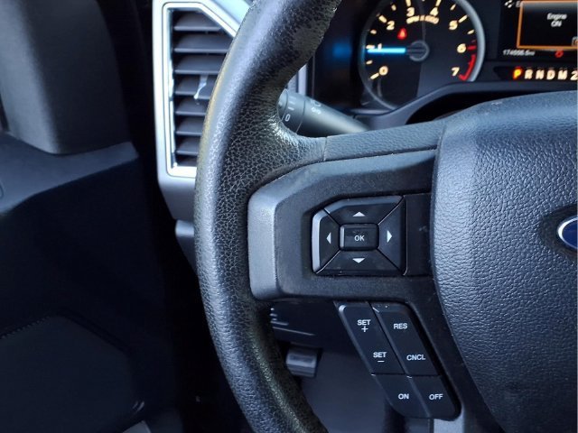Used 2015  Ford XLT image 12