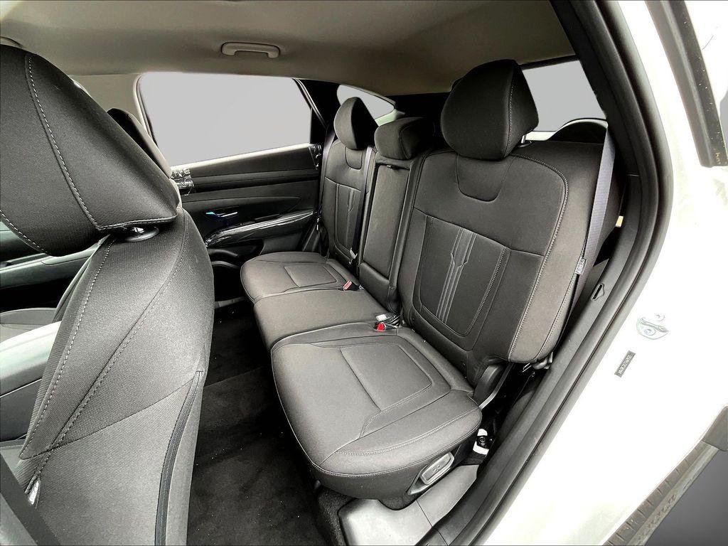 New 2026 White Hyundai SEL AWD image 27