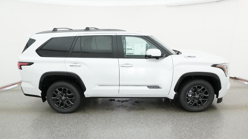 New 2026 Wind Chill Pearl Toyota Platinum image 9