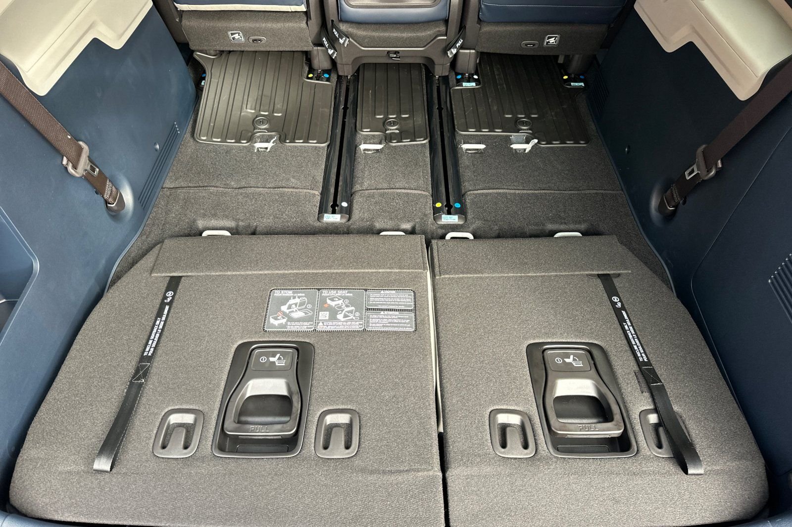 2026 Kia Carnival SX - Photo 12