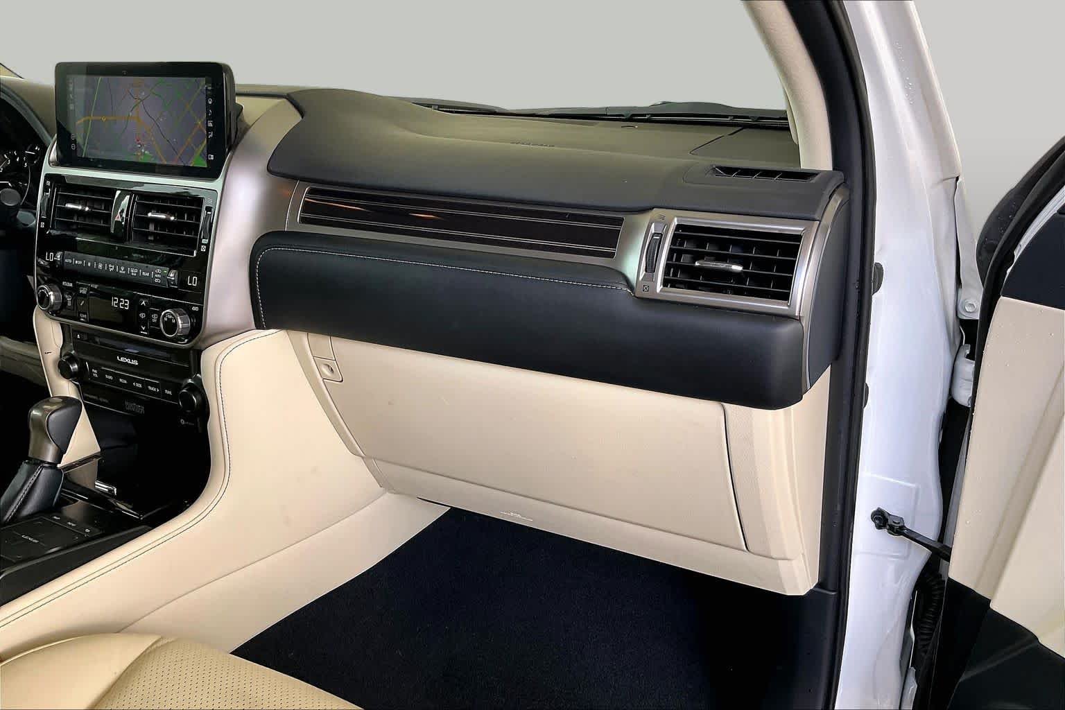 Used 2023 Eminent White Pearl Lexus Luxury image 16