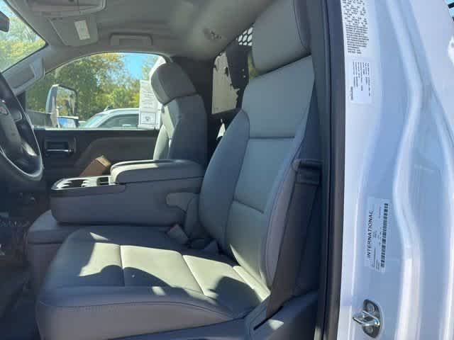 New 2024 Summit White Chevrolet Work Truck image 17