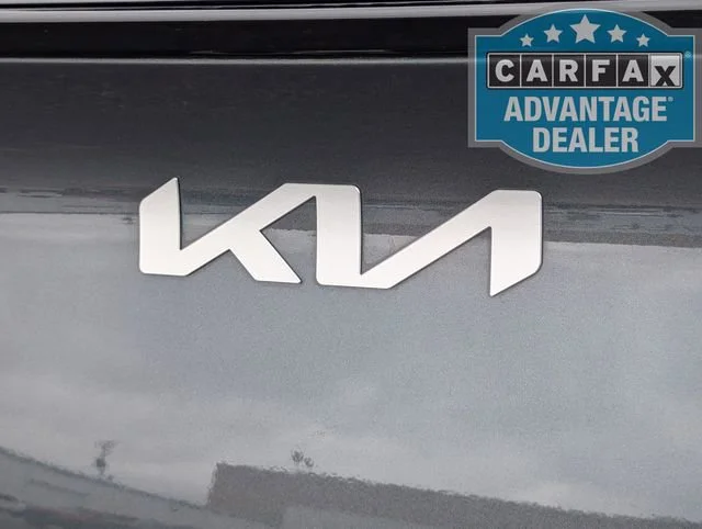 2025 Kia Sportage LX - Photo 29