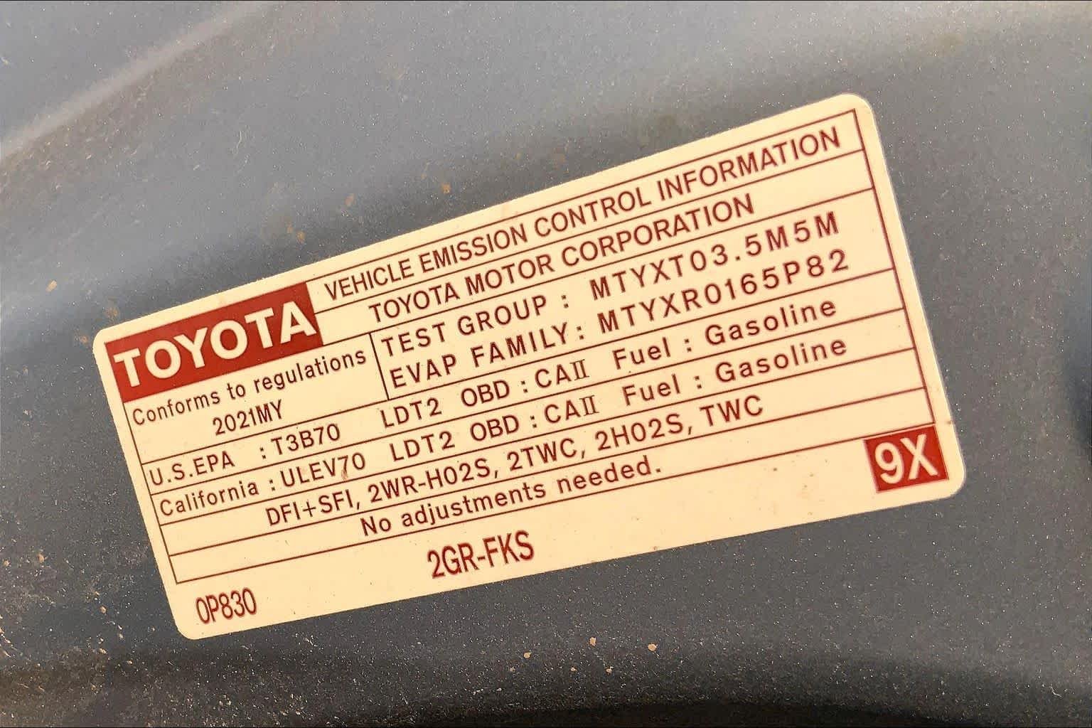 Used 2021 Moon Dust Toyota Limited image 32