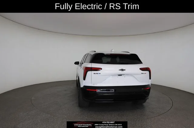 Used 2024 White Chevrolet RS image 14