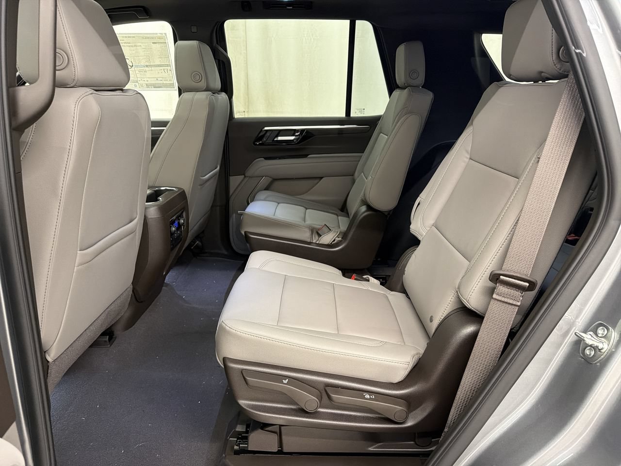 2026 Chevrolet Tahoe Z71 - Photo 19