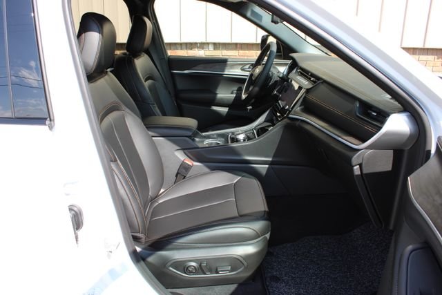 New 2026 Bright White Clearcoat Jeep Limited image 53