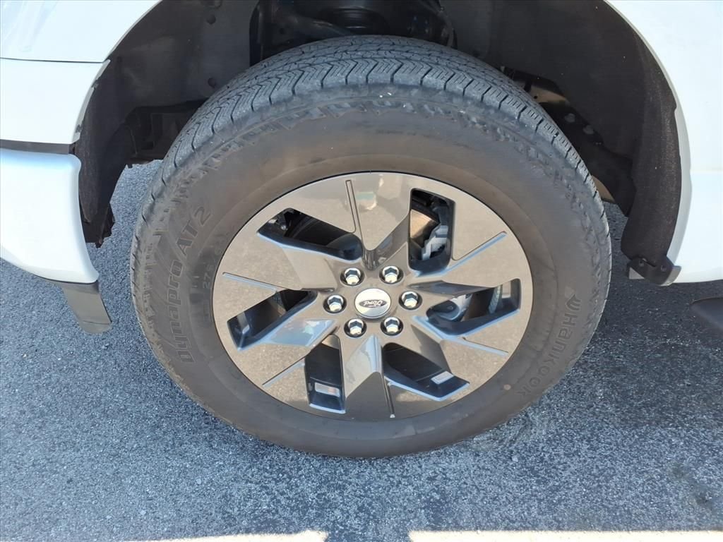 Certified Used 2025 Space White Metallic Ford STX image 10