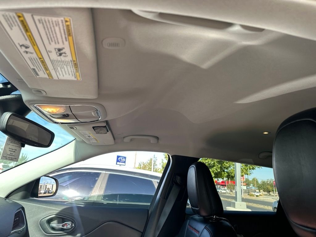 Used 2022 Gray Jeep Trailhawk image 13
