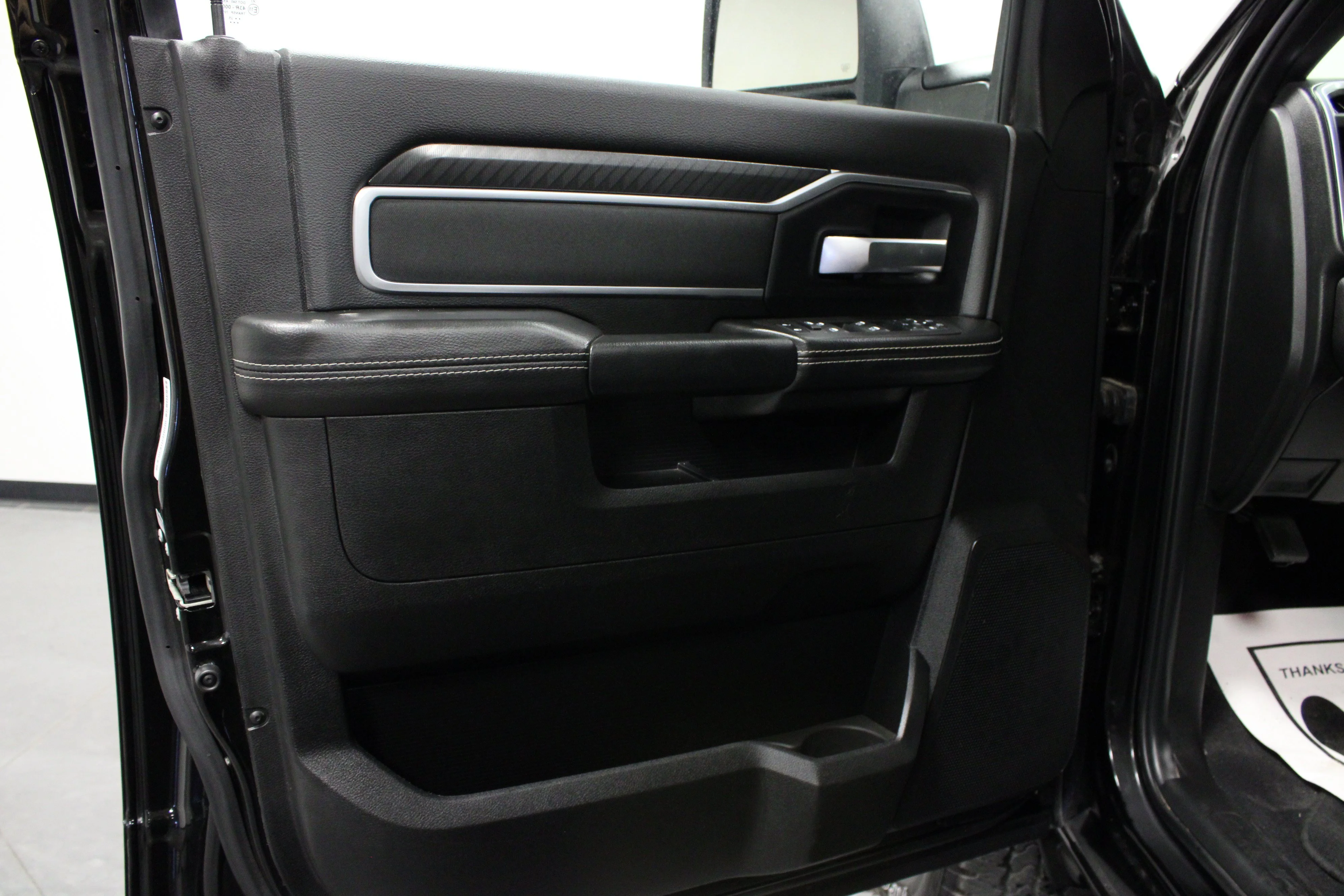 Used 2025 Diamond Black Crystal Pearlcoat Ram Big Horn image 11