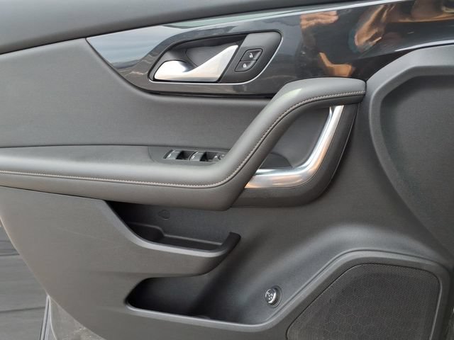 Used 2022 IRON GRAY METALLIC Chevrolet Premier image 14