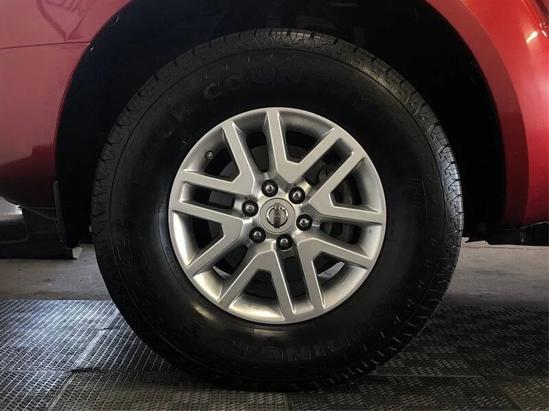 2015 Nissan Frontier SV - Photo 18