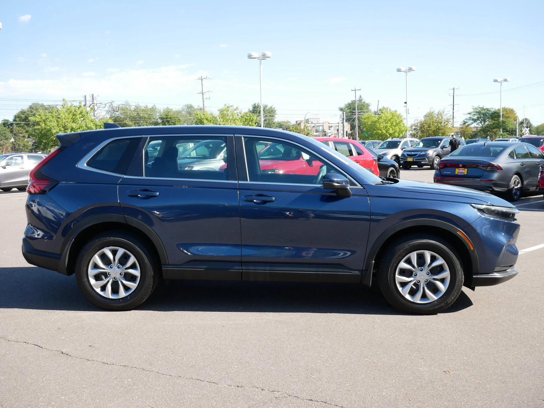 2024 Honda CR-V LX - Photo 8