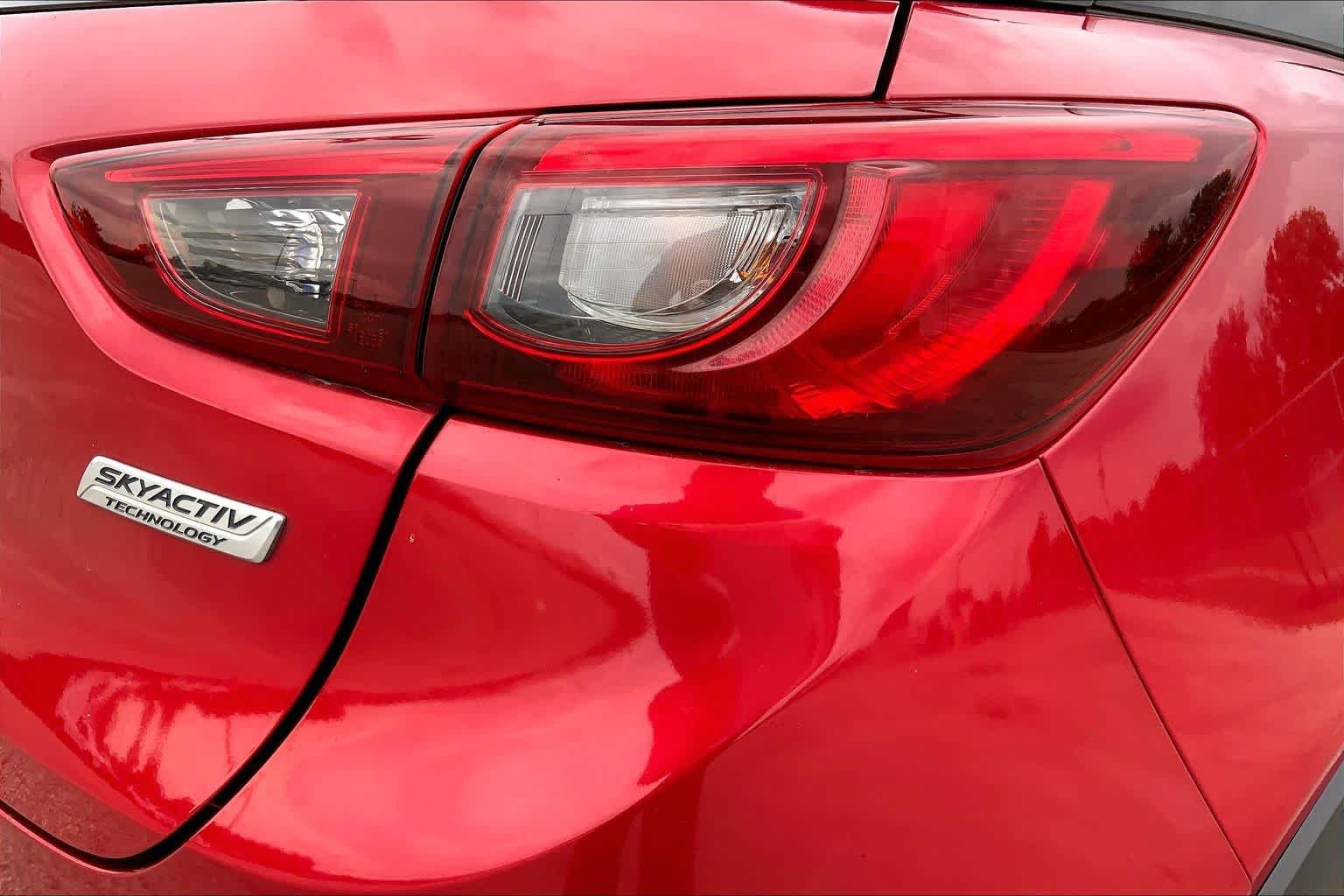 Used 2016 Soul Red Metallic Mazda Grand Touring image 30