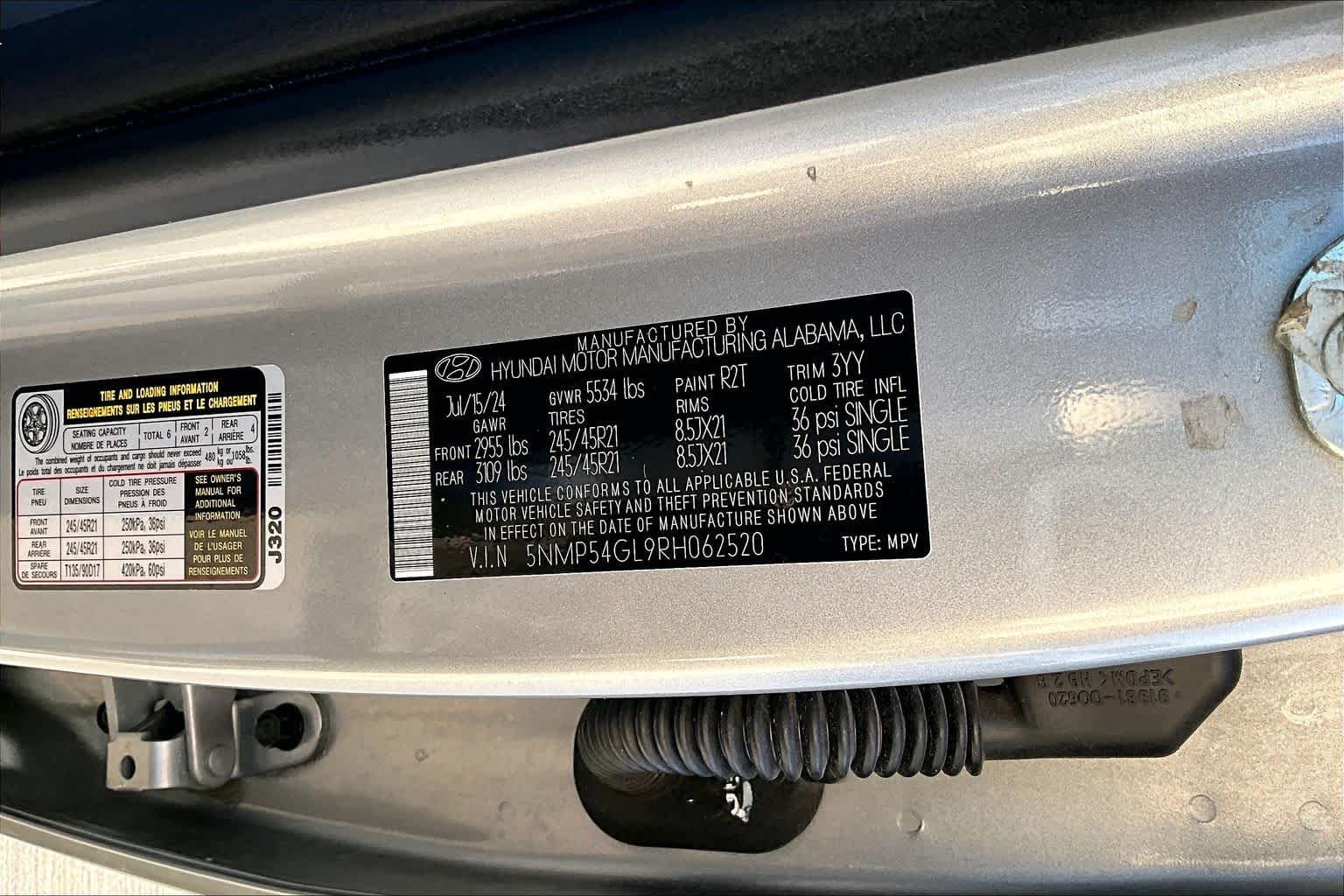 Used 2024 Shimmering Silver Hyundai Calligraphy image 31