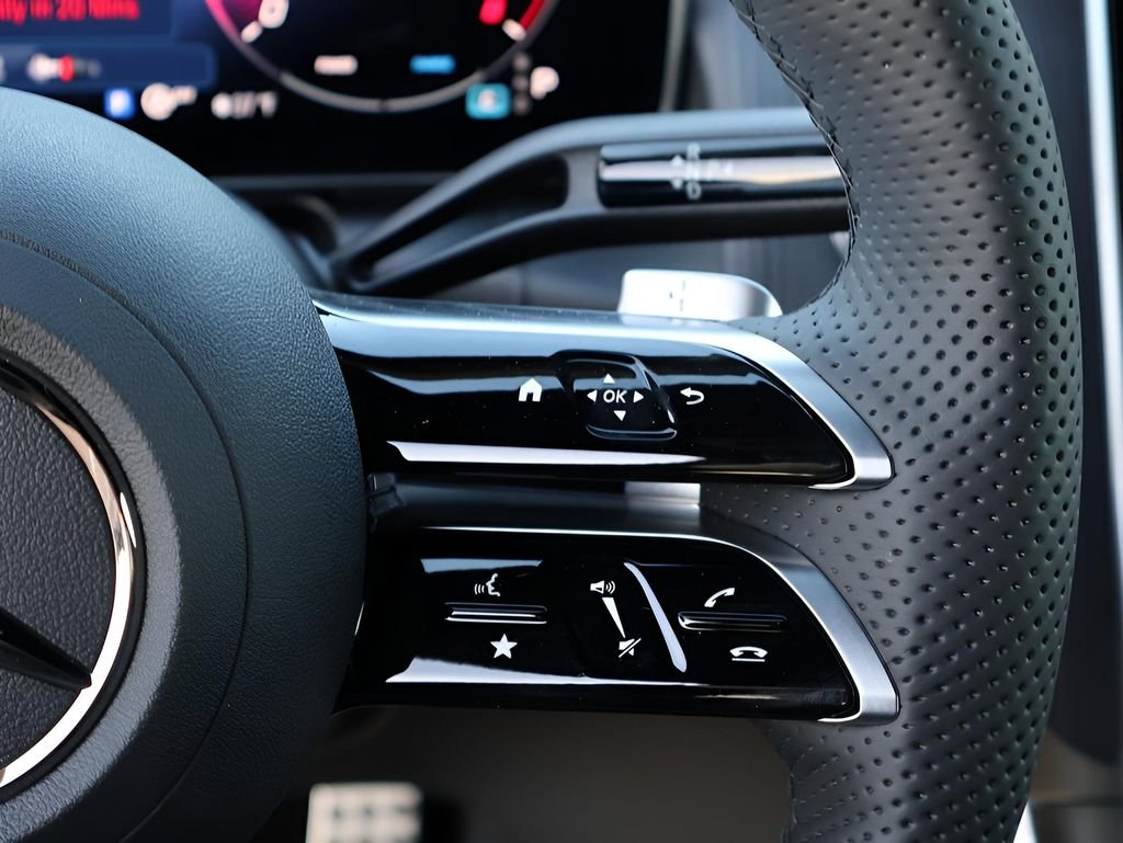 New 2026 Graphite Grey Metallic Mercedes-Benz GLC 300 image 34