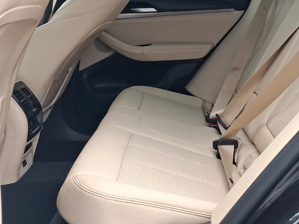 Used 2022 Dark Graphite BMW xDrive30i image 13
