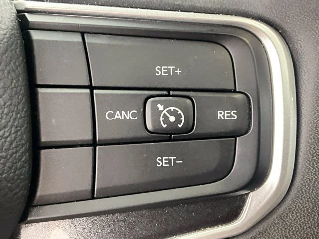 Used 2023 Black Jeep Base image 26