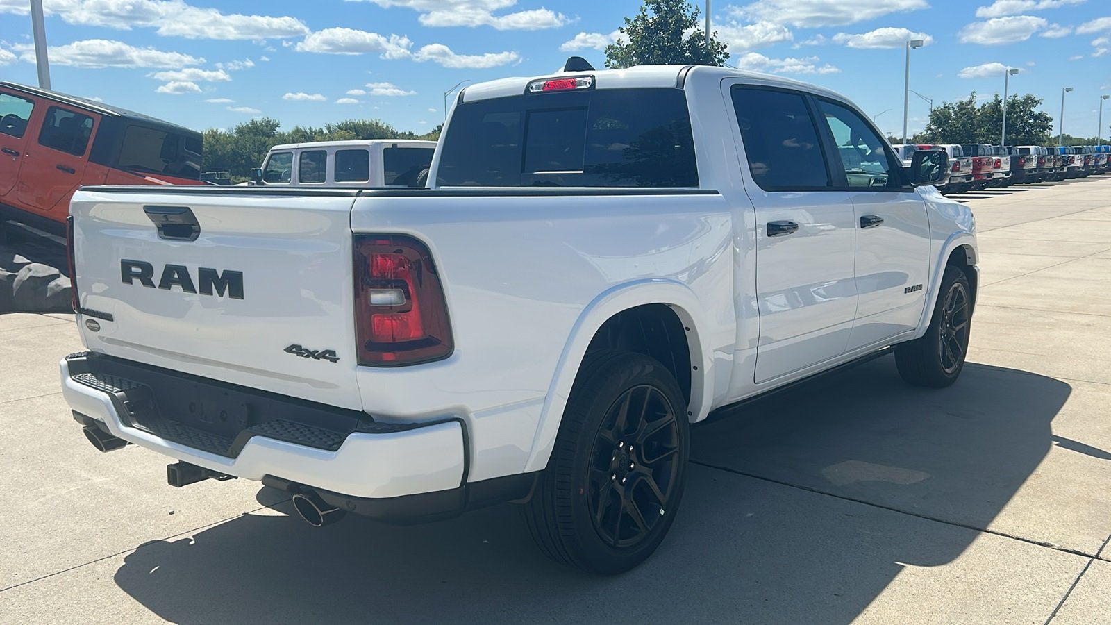 2026 Ram 1500 Laramie photo 3