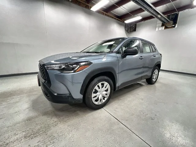 Used 2025  Toyota L image 1