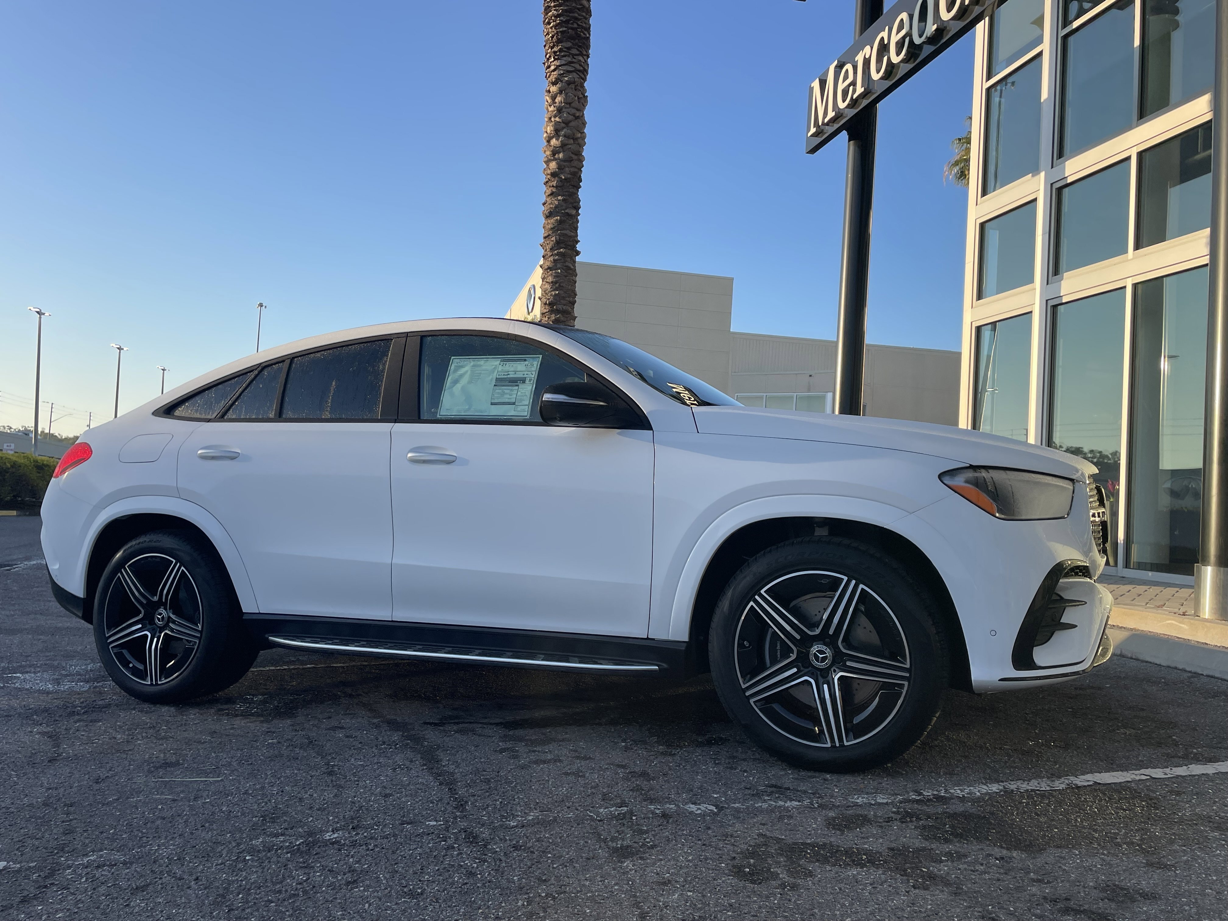 New 2026 MOONLIGHT WHITE Mercedes-Benz GLE 450 image 9