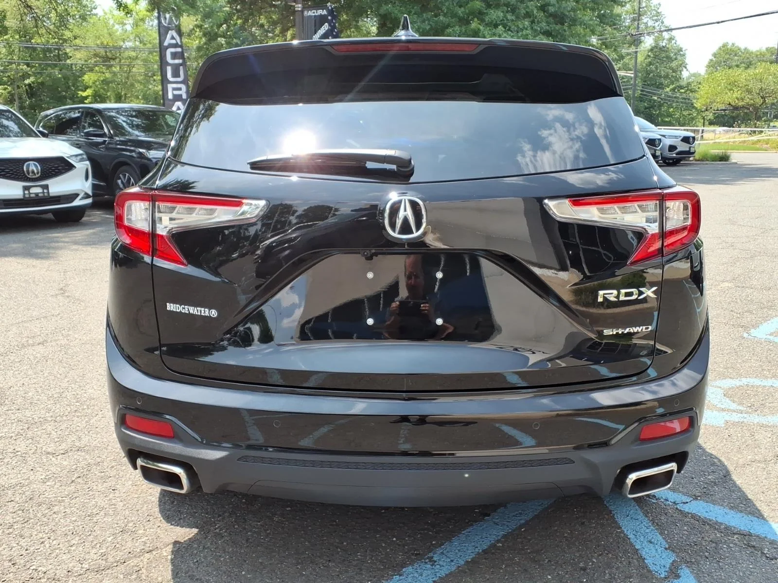 Used 2024 Majestic Black Pearl Acura SH-AWD TECH image 5