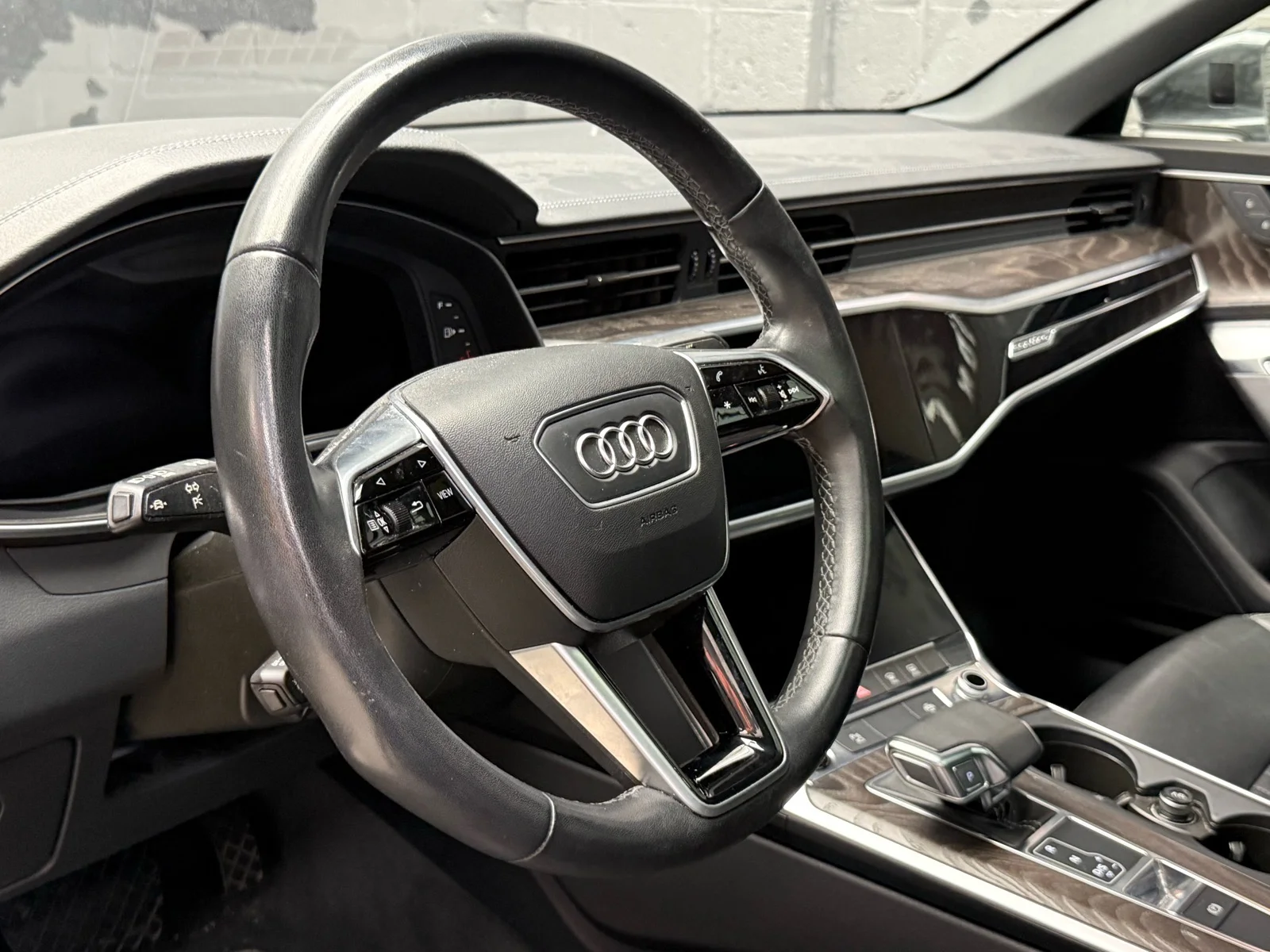 Used 2023 Manhattan Gray Metallic (h1h1) Audi quattro Premium 45 TFSI image 9