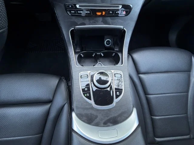 2019 Mercedes-Benz GLC GLC300 - Photo 21