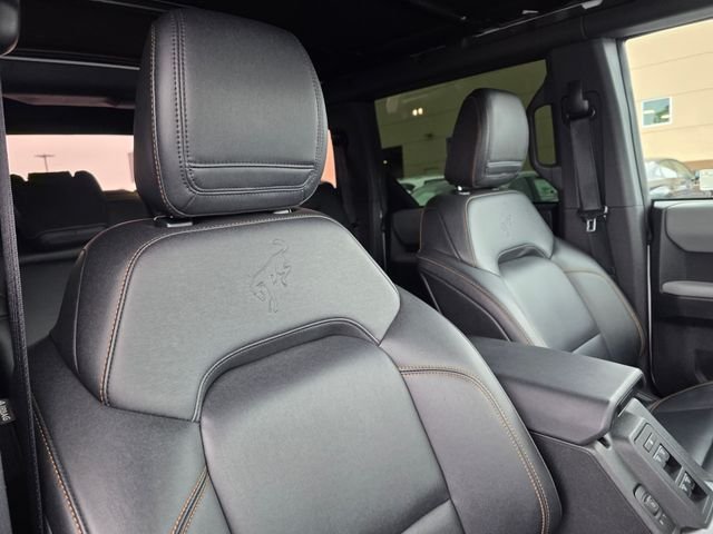 Used 2023 White Ford Badlands image 11