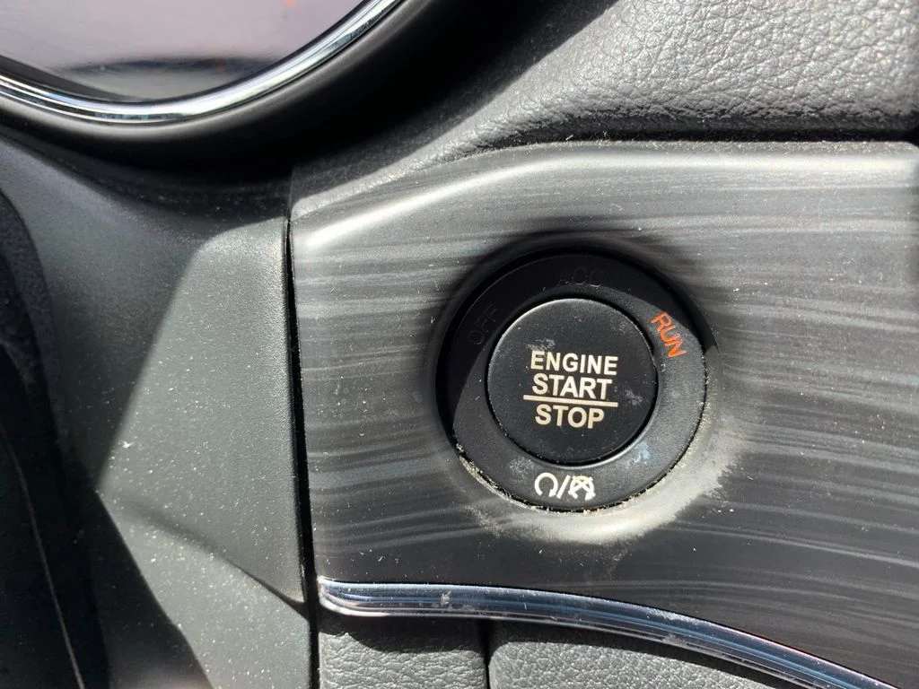 Used 2020 Black Jeep Limited image 25
